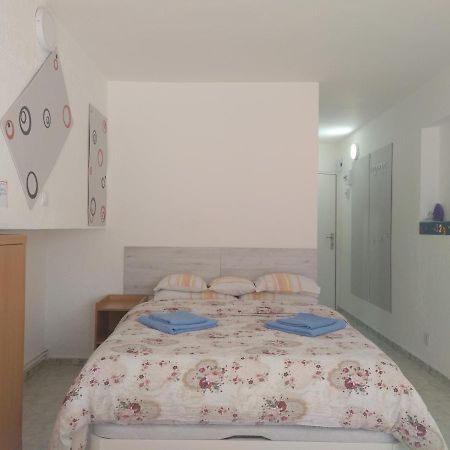 Appartamento La Pineda Beach Studio near Port Aventura Esterno foto