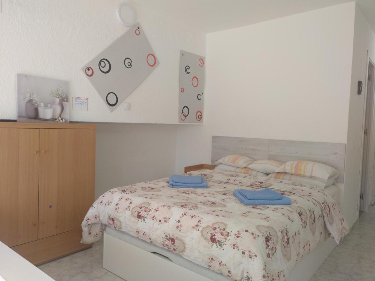 Appartamento La Pineda Beach Studio near Port Aventura Esterno foto